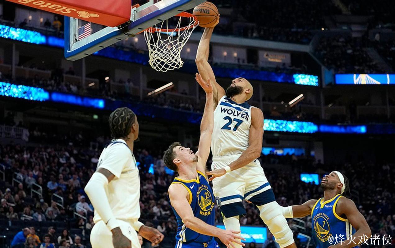 戈贝尔第50次以80%以上命中率砍下20+10,仅次于霍华德 戈贝尔第50次以80%以上命中率砍下20+10,仅次于霍华德